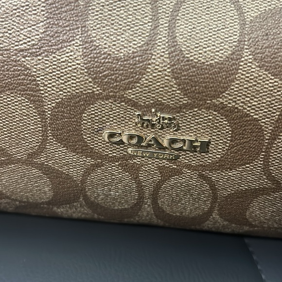 Coach “Kristy” shoulder bag - Picture 2 of 6